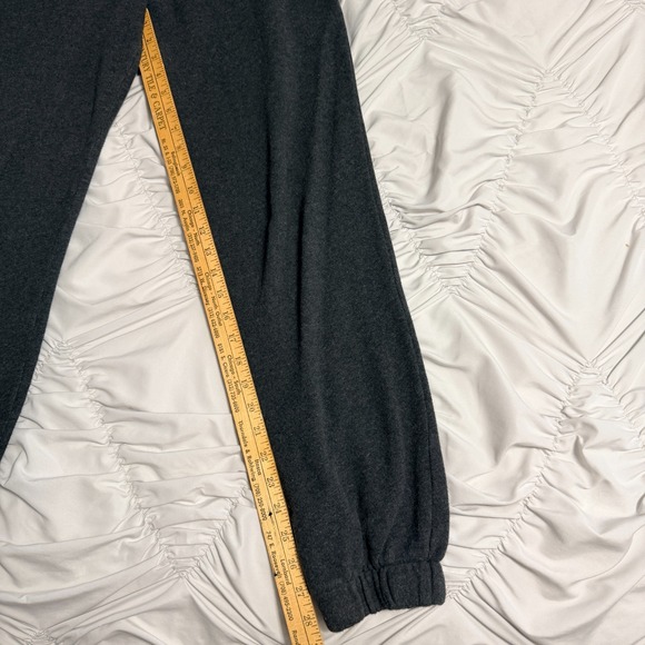 Brandy Melville Jogger‎ Sweatpants Dark Gray Fleece Lined One Size Women's - Picture 2 of 8